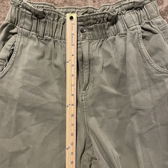 H&M Womens Sage Green Paper Bag Button High Waist Pants Sz 10  Tapered - Picture 9 of 11